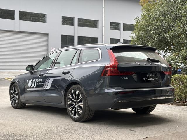 Volvo V60 2025 B5 Intelligent Long Range Luxury Edition – фото 4