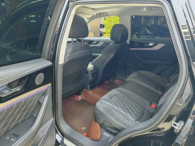 Hongqi HS5 2022 2.0T Smart Enjoy Link Flag 4WD Edition – фото 10