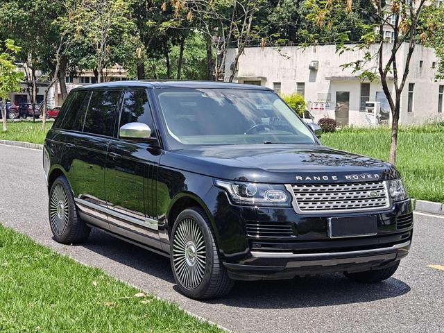 Land Rover Range Rover 2017 3.0 V6 SC Vogue Extended – фото 3