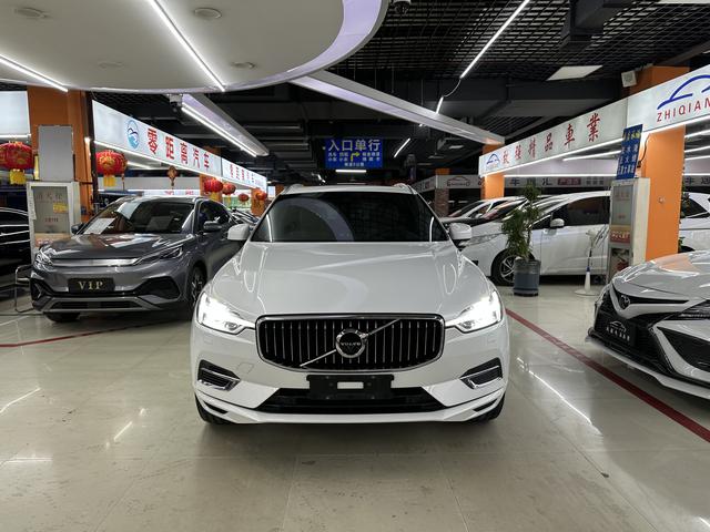 Volvo XC60 PHEV 2021 T8 E-Drive Hybrid Smart Enjoy Luxury Edition – фото 2