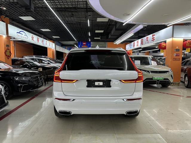 Volvo XC60 PHEV 2021 T8 E-Drive Hybrid Smart Enjoy Luxury Edition – фото 5
