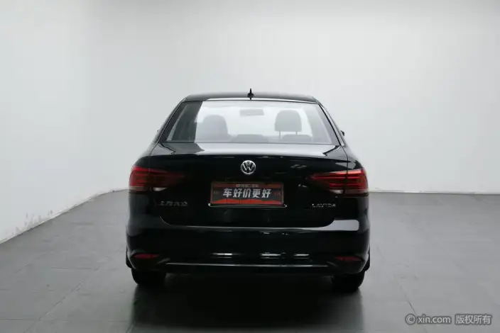 Volkswagen Lavida 2019 Model Voyage 1.5L Manual Comfort Edition China VI – фото 3