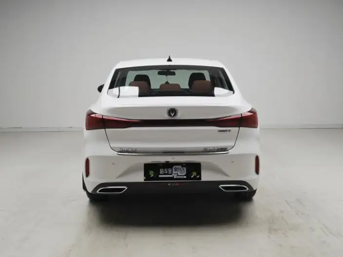 Changan Eado 2022 Model PLUS Blue whale NE 1.4T GDI DCT Noble Model – фото 6