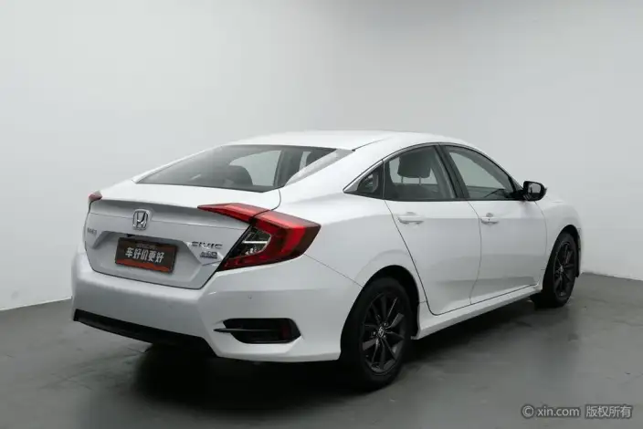 Honda Civic 2019 Model 220TURBO CVT Dynamic Edition China VI – фото 4
