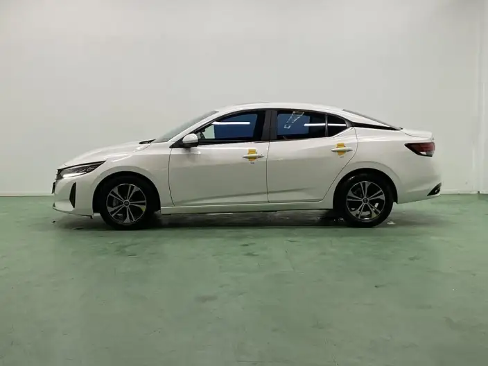 Nissan Sylphy 2023 Model 1.6L CVT Yuexiang Edition – фото 4