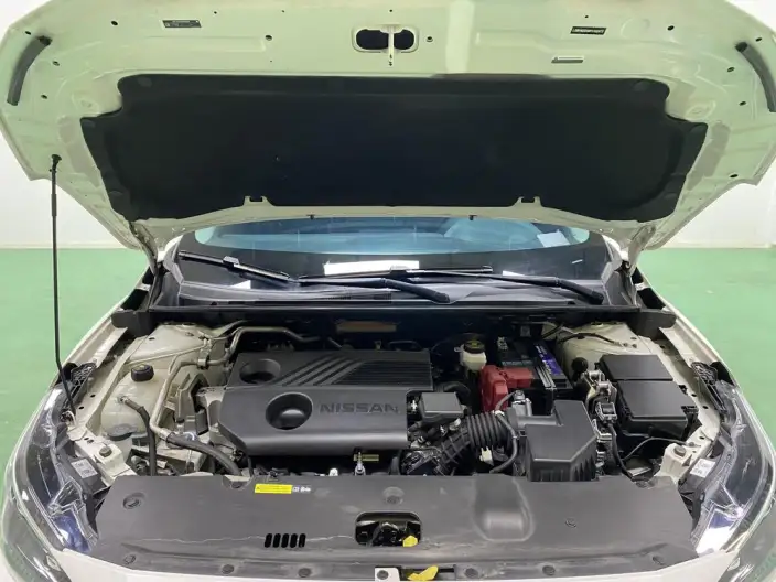 Nissan Sylphy 2023 Model 1.6L CVT Yuexiang Edition – фото 10