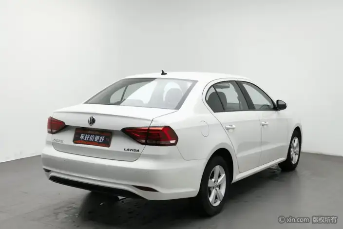 Volkswagen Lavida 2019 Model Voyage 1.5L Automatic Fashion edition China VI – фото 4