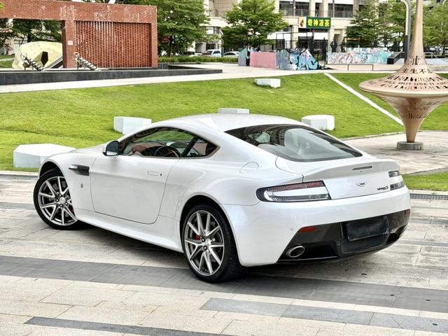 Vantage 2012 модификация 4.7L S Coupe