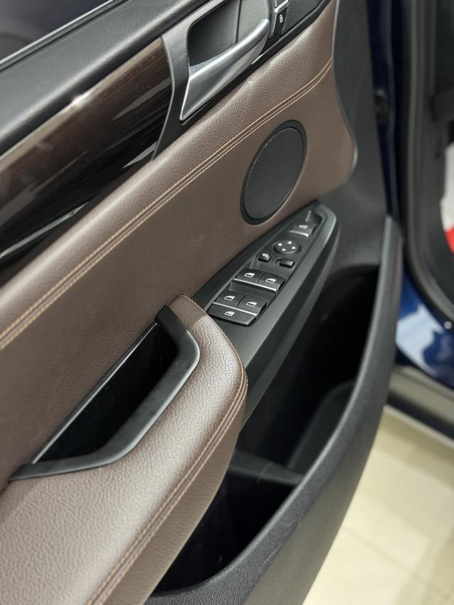 BMW X4 2016 модификация xDrive20i M Sport Sport – фото 15