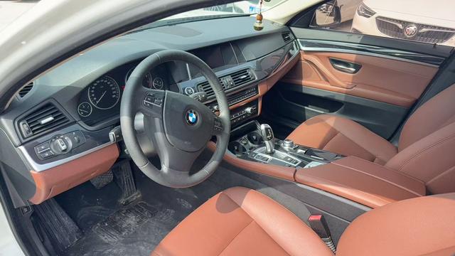 BMW 5 Series 2013 модификация 520Li Elegance – фото 3