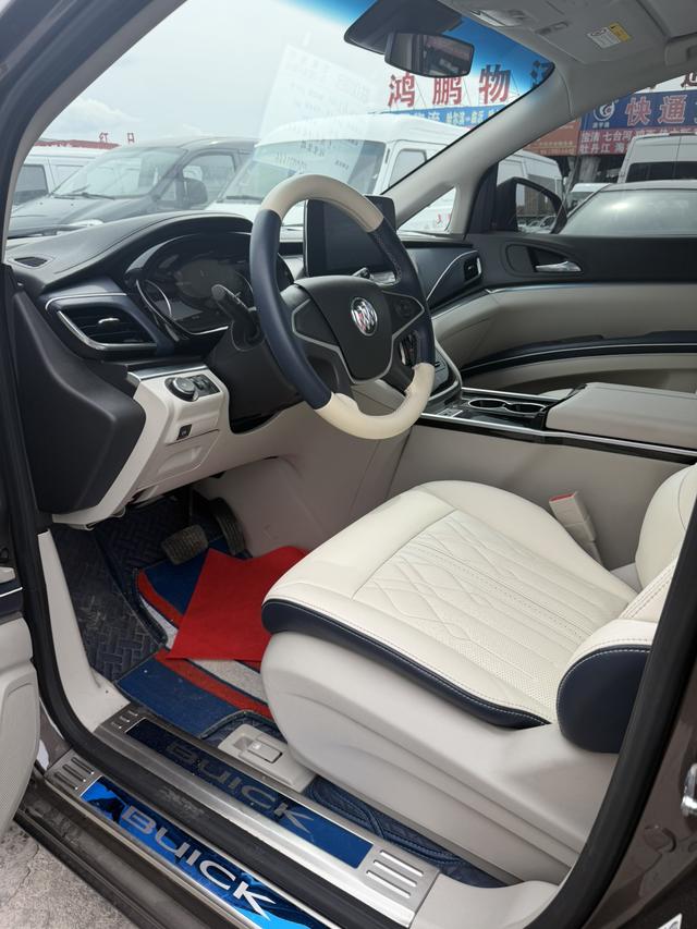 Buick GL8 2021 Land Business 652T Comfort – фото 3