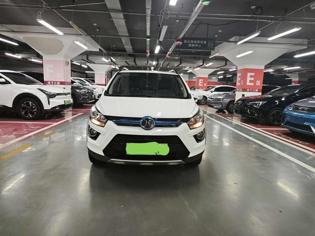 BAIC New Energy EX 2016 модификация EX200 Le Cool Edition