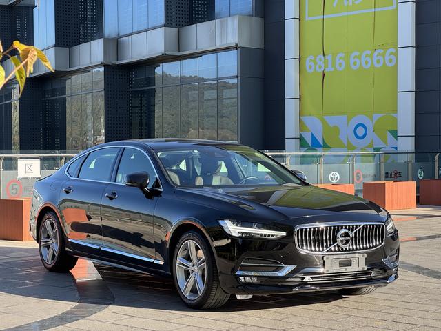 Volvo S90 2019 T5 Intelligent Refined – фото 3