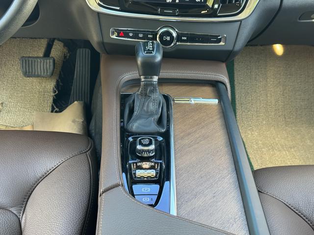 Volvo S90 2019 T5 Intelligent Refined – фото 31