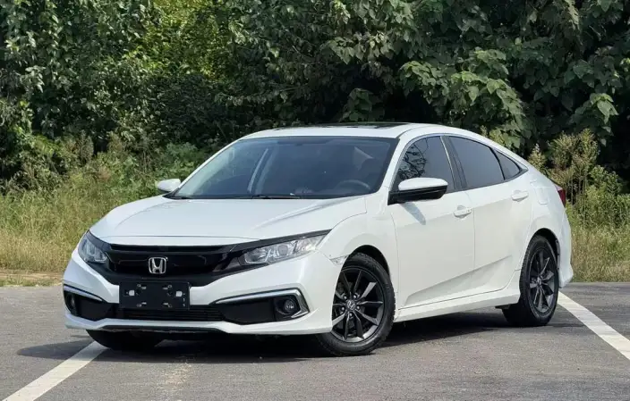 Honda Civic 2019 Model 220TURBO CVT Dynamic Edition China VI – фото 1