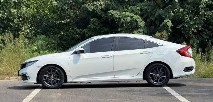 Honda Civic 2019 Model 220TURBO CVT Dynamic Edition China VI – фото 2