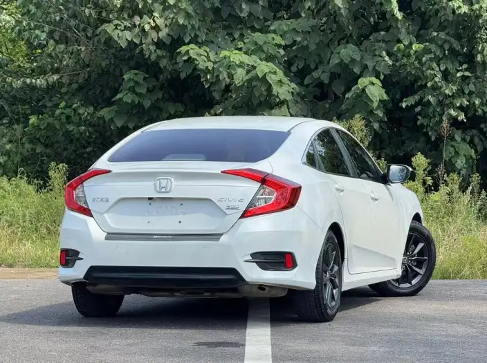 Honda Civic 2019 Model 220TURBO CVT Dynamic Edition China VI – фото 4