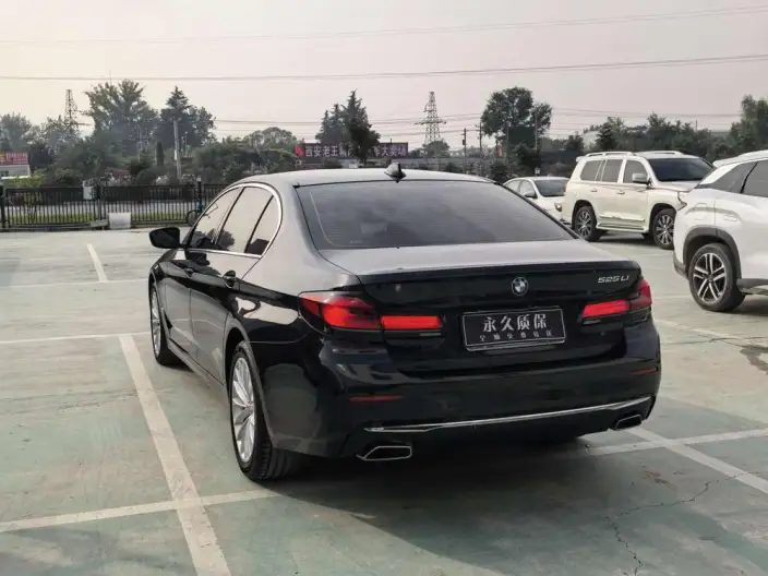 BMW 5 Series 2022 Model Facelift 525Li Luxury Set – фото 4