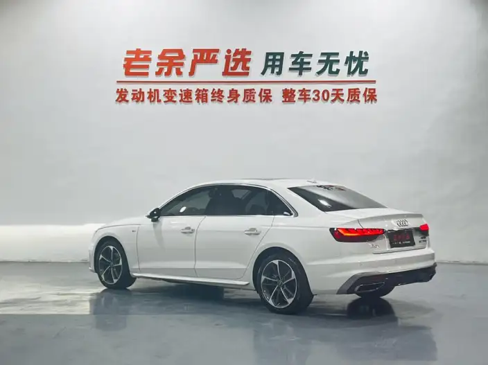 Audi A4 L 2022 Model 40 TFSI Fashion Dynamic Model – фото 4