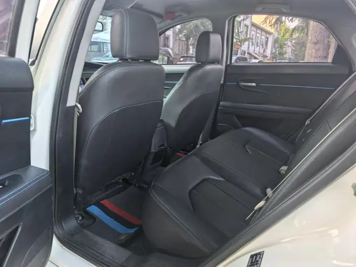 BAIC New Energy EU 2018 Model EU Kuaihuan Le Tour Edition – фото 9