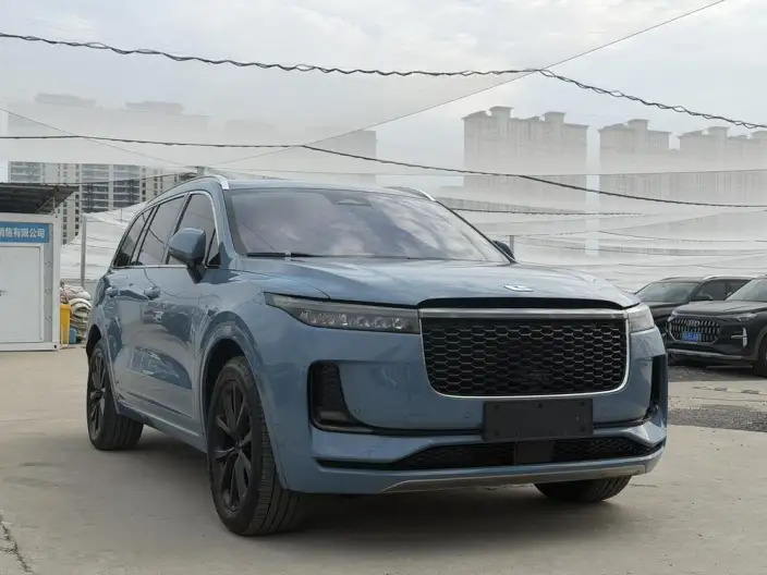 Li Auto ONE 2021 Model Extended Range 6 seat Edition – фото 3