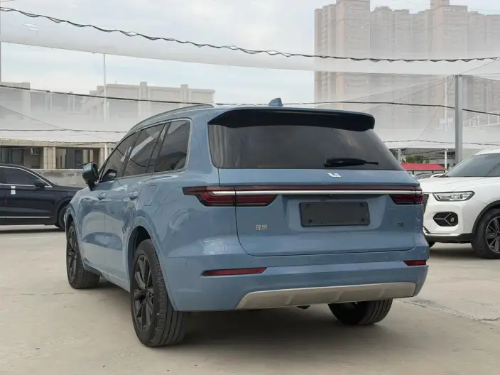 Li Auto ONE 2021 Model Extended Range 6 seat Edition – фото 4