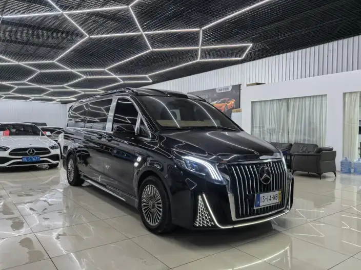 Viano 2023 Model 2.0T Business Edition 7 seat – фото 3