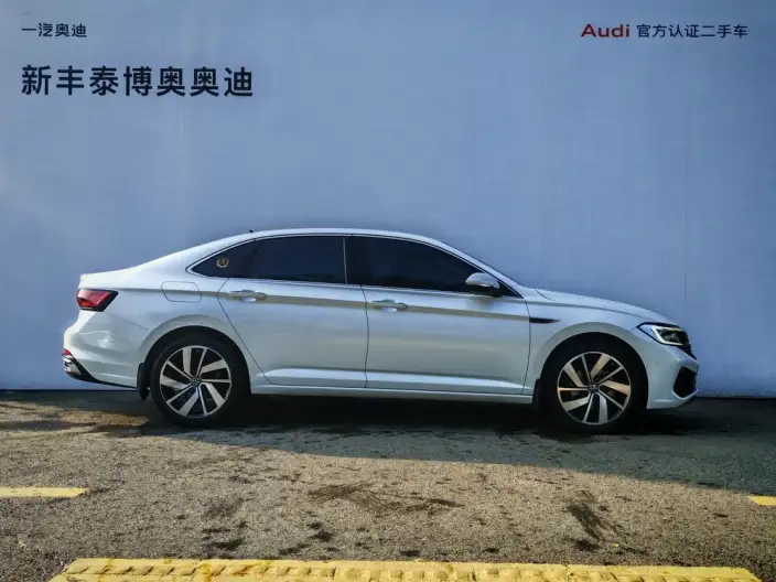 Volkswagen Sagitar 2023 Model 300TSI DSG Superior Edition – фото 6
