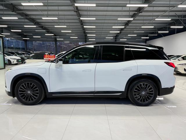 NIO ES8 2018 355km Base – фото 4