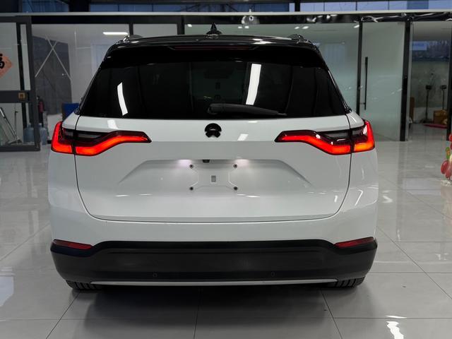 NIO ES8 2018 355km Base – фото 6