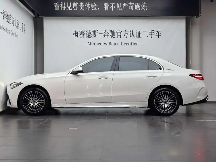 Mercedes-Benz C-Class 2023 Model C 260 L Sports Edition – фото 3