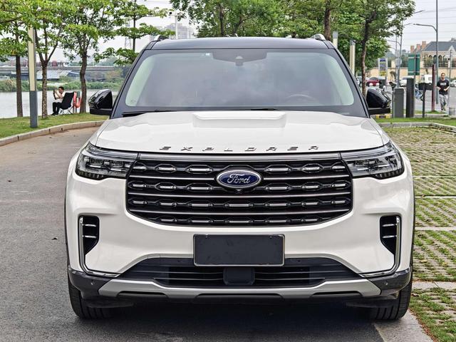 Ford Explorer Раздел 2023 EcoBoost 285 4WD Titan Jin Edition 7 seat – фото 2