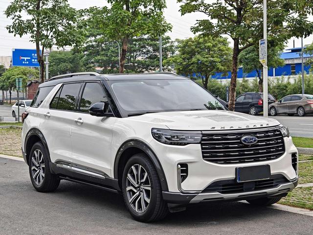 Ford Explorer Раздел 2023 EcoBoost 285 4WD Titan Jin Edition 7 seat – фото 3