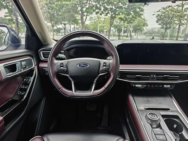 Ford Explorer Раздел 2023 EcoBoost 285 4WD Titan Jin Edition 7 seat – фото 10