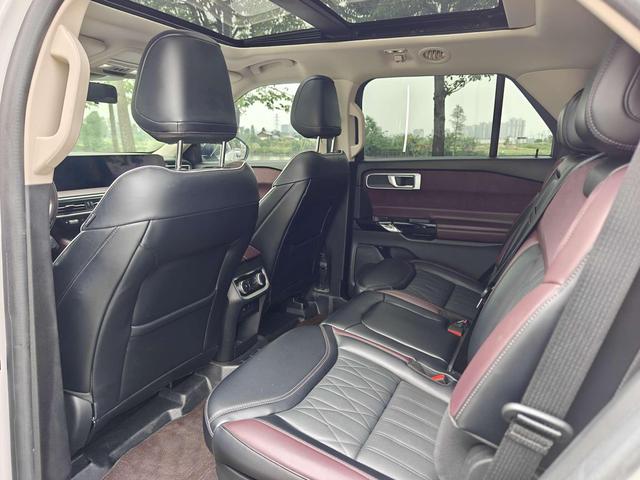 Ford Explorer Раздел 2023 EcoBoost 285 4WD Titan Jin Edition 7 seat – фото 11