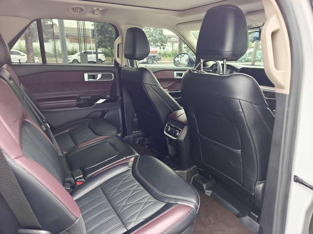 Ford Explorer Раздел 2023 EcoBoost 285 4WD Titan Jin Edition 7 seat – фото 12