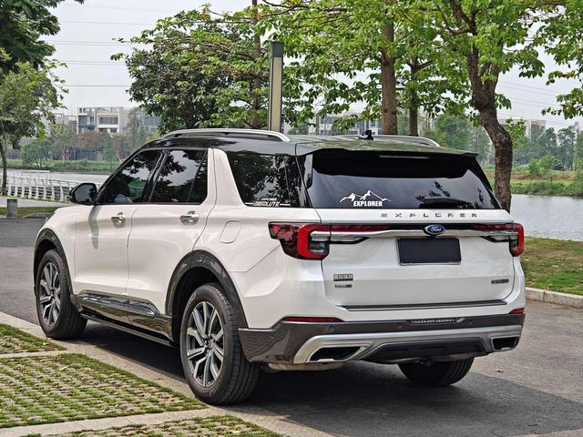 Ford Explorer Раздел 2023 EcoBoost 285 4WD Titan Jin Edition 7 seat – фото 16