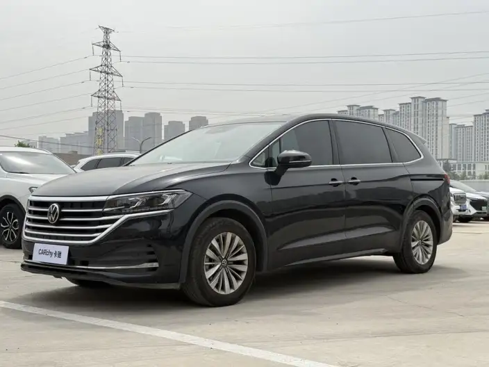 Viloran 2023 Model Facelift 330TSI Business Edition – фото 1