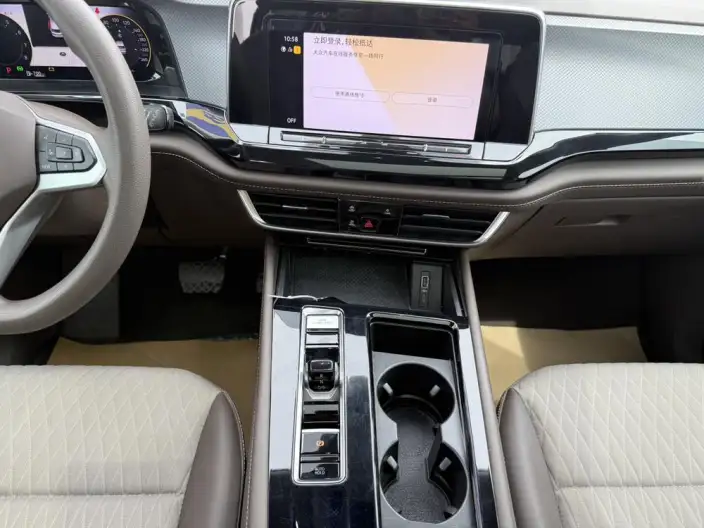 Viloran 2023 Model Facelift 330TSI Business Edition – фото 9