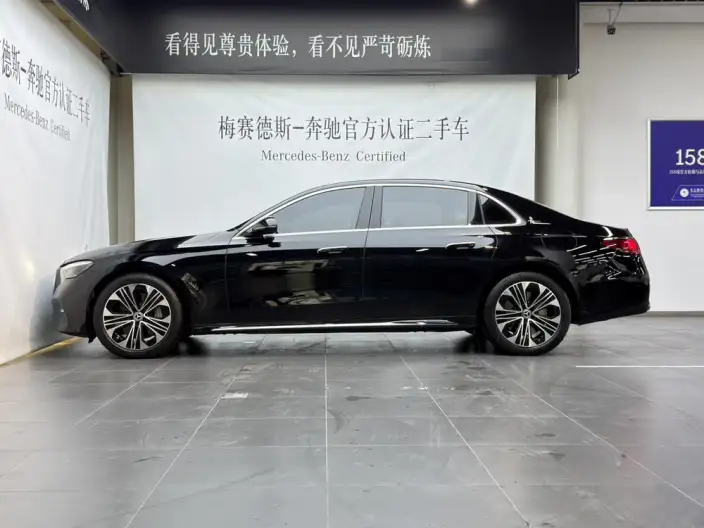 Mercedes-Benz E-Class PHEV 2024 Model E 350 e L sedan – фото 3