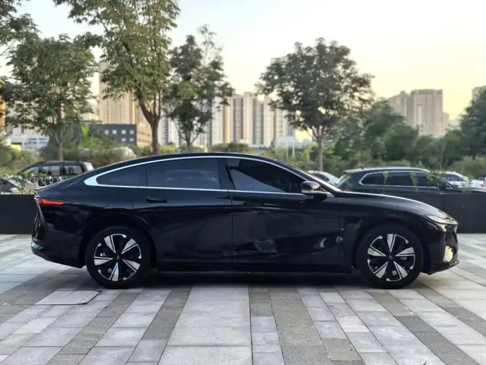Changan Qiyuan A07 2025 Model Blue whale Extended Range 140 Elite Model – фото 8