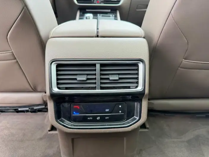 Viloran 2024 Model 330TSI Business Edition – фото 9