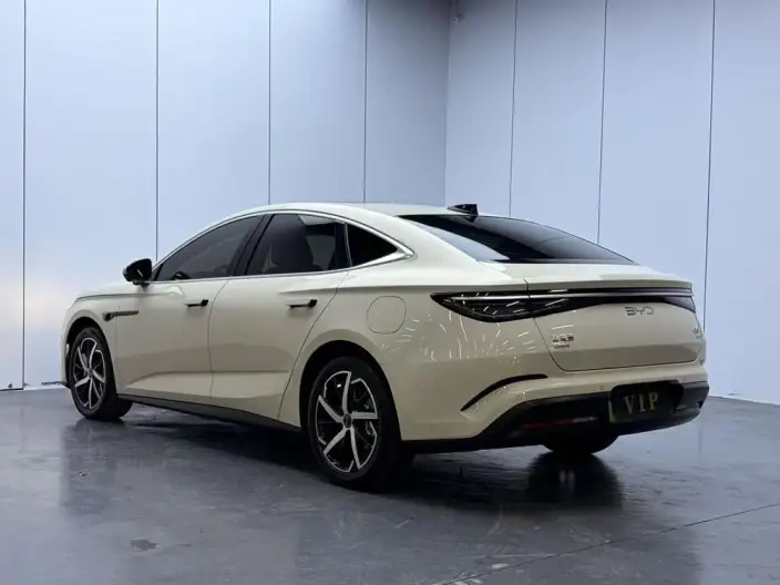 BYD Seal 07DM 2026 Model DM-i 230KM Flagship Model – фото 4