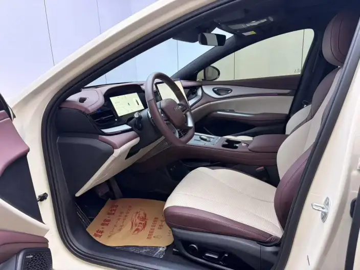 BYD Seal 07DM 2026 Model DM-i 230KM Flagship Model – фото 8