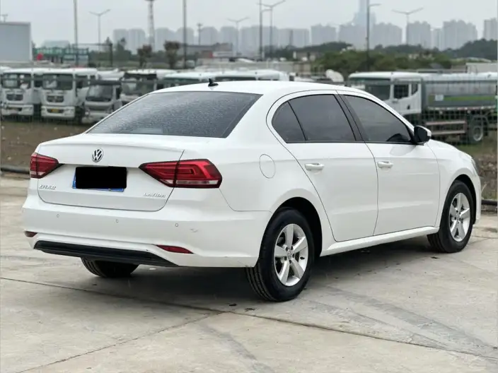 Volkswagen Lavida 2019 Model 1.5L Automatic Fashion edition China VI – фото 6