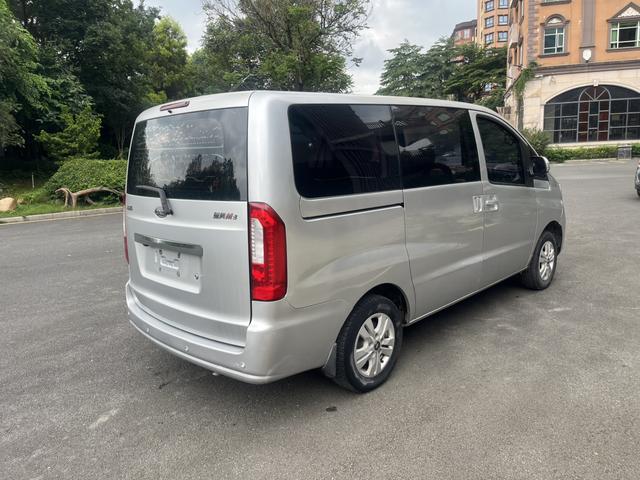 Re f ine M3 2015 модификация Innovation Patriot Edition 1.6L Luxury – фото 5