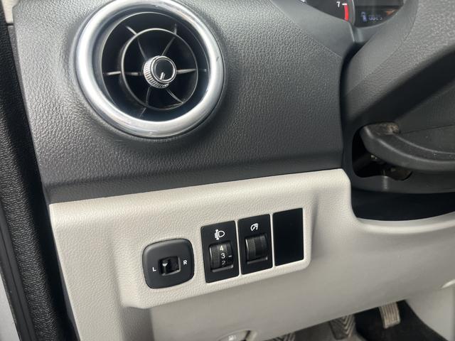 Re f ine M3 2015 модификация Innovation Patriot Edition 1.6L Luxury – фото 18