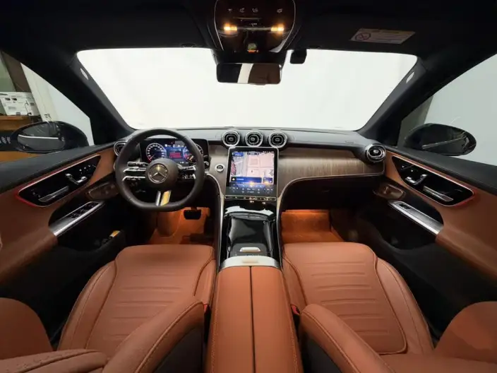 Mercedes-Benz GLC 2026 Model GLC 300 L 4MATIC Dynamic Model 5 seat – фото 9