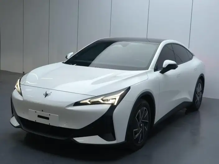 Arcfox α-S 5 2025 Model Facelift 560PRO 185kW – фото 10