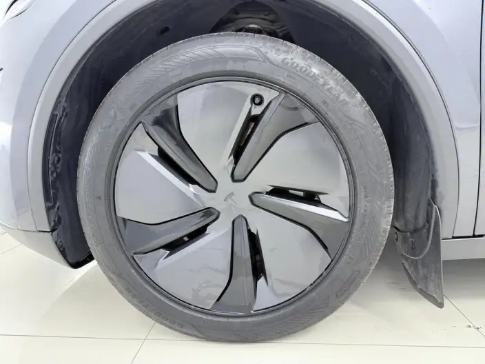 Model Y 2025 Model Rear-wheel drive version – фото 9